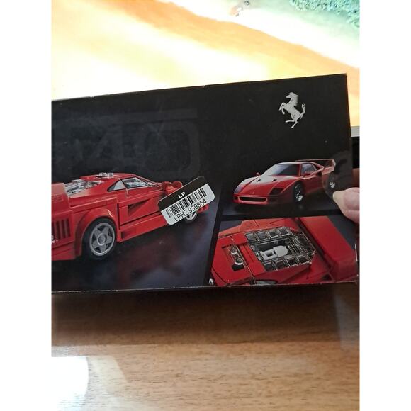 Copied - LEGO SPEED CHAMPIONS: Ferrari F40 Supercar (76934) - Picture 4 of 4